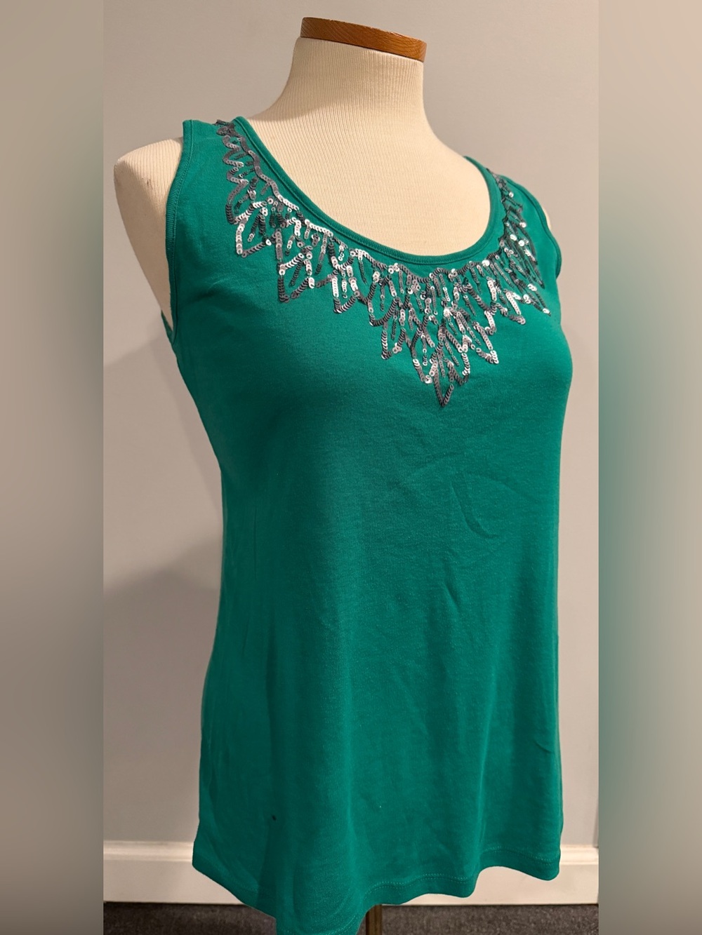 Old Navy Embellished Tank X Large